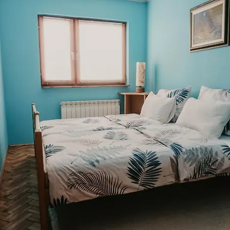 3-bedroom - Prime Location With View And Parking Апартаменты Сараево